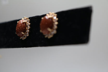 14k Yellow Gold Oval Brown Sunstone Earring