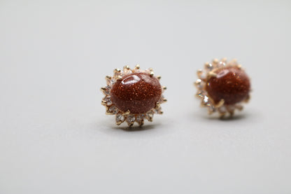 14k Yellow Gold Oval Brown Sunstone Earring