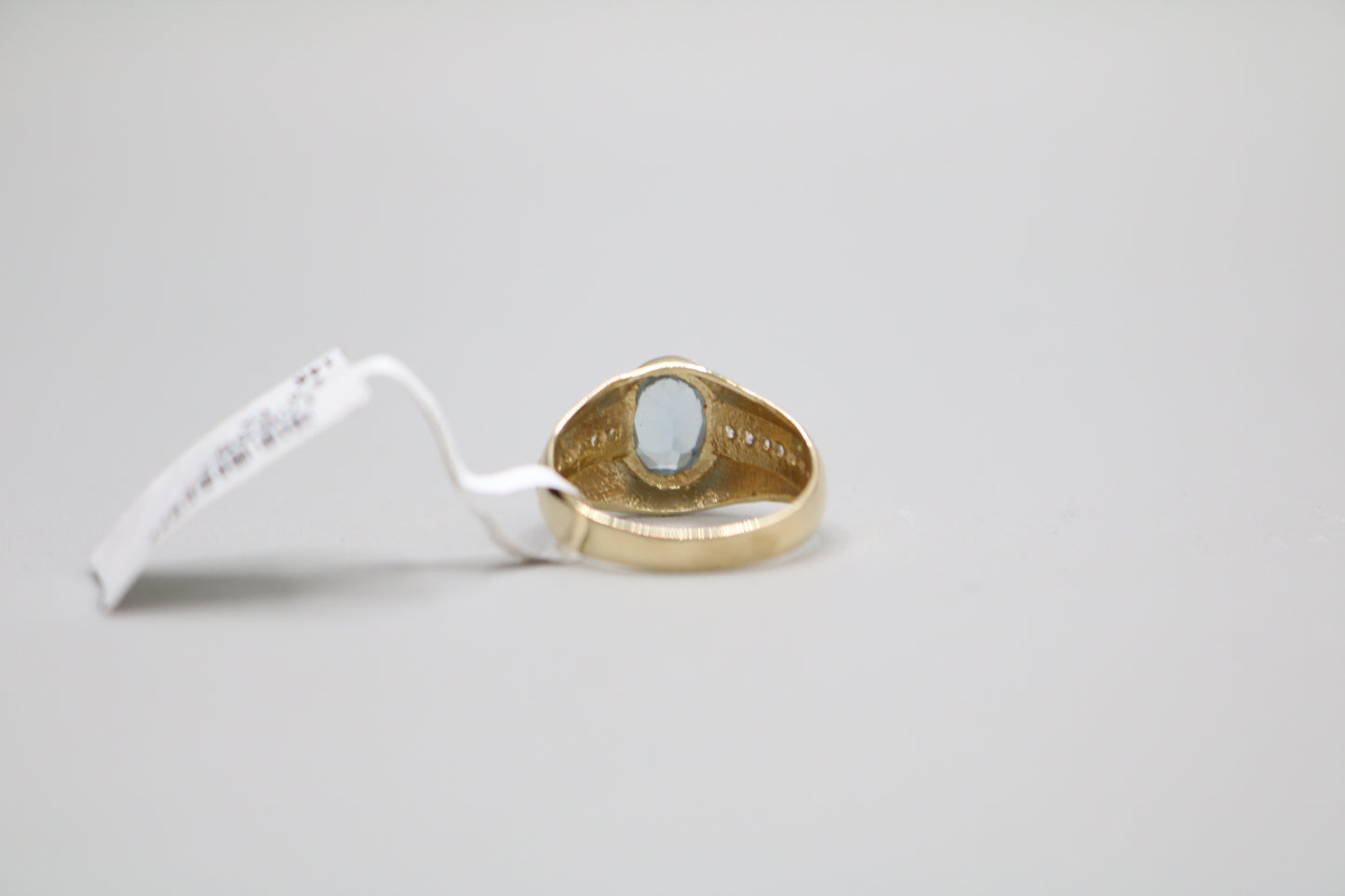 14K Yellow Gold Ring with Blue Stone and Clear Stones (Size 6)