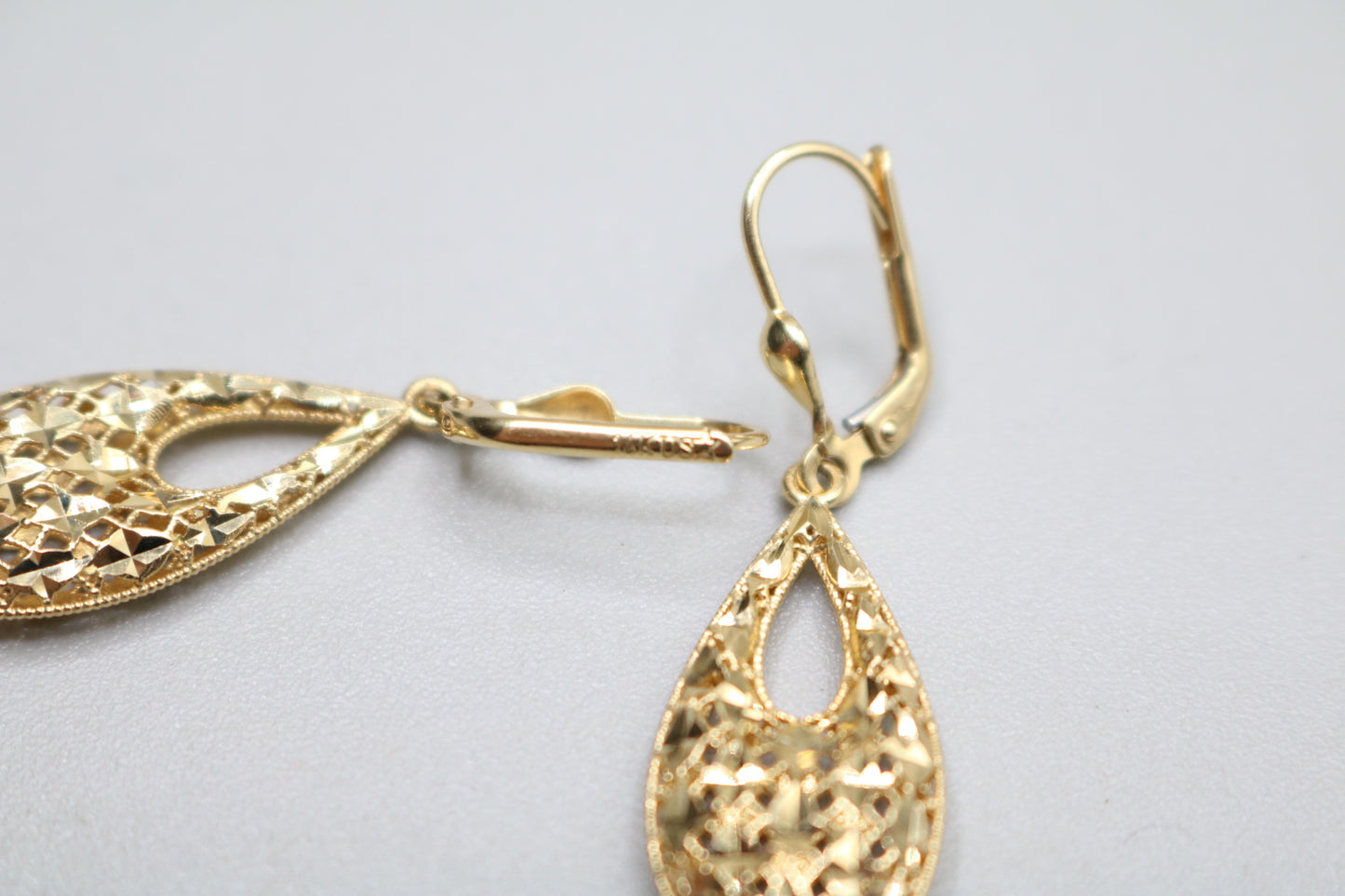 14k Yellow Gold Fancy Teardrop Earring