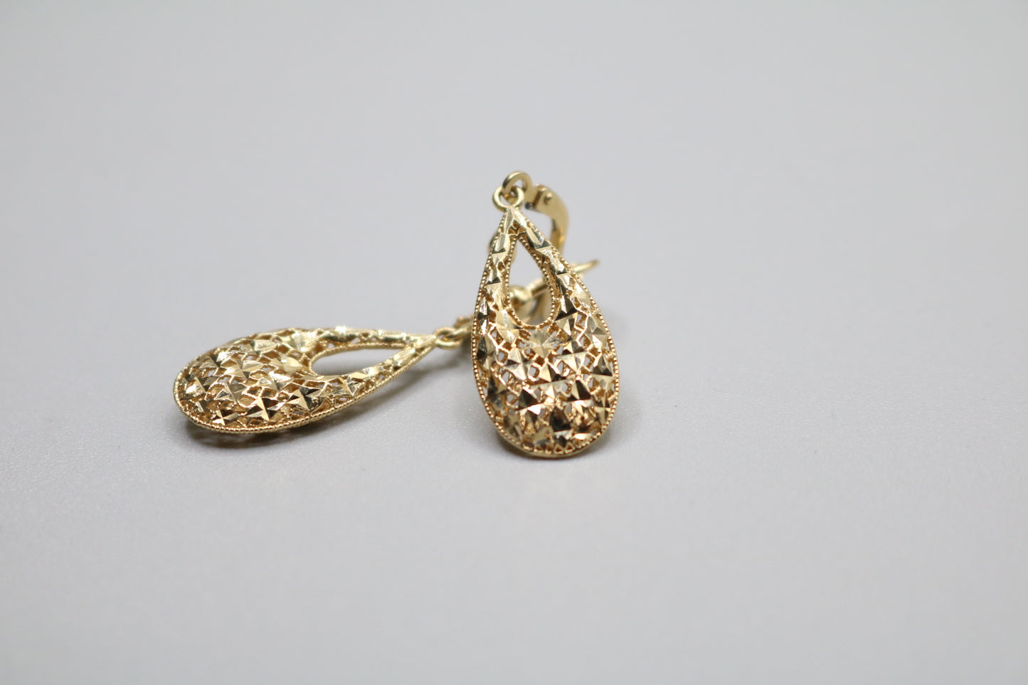 14k Yellow Gold Fancy Teardrop Earring