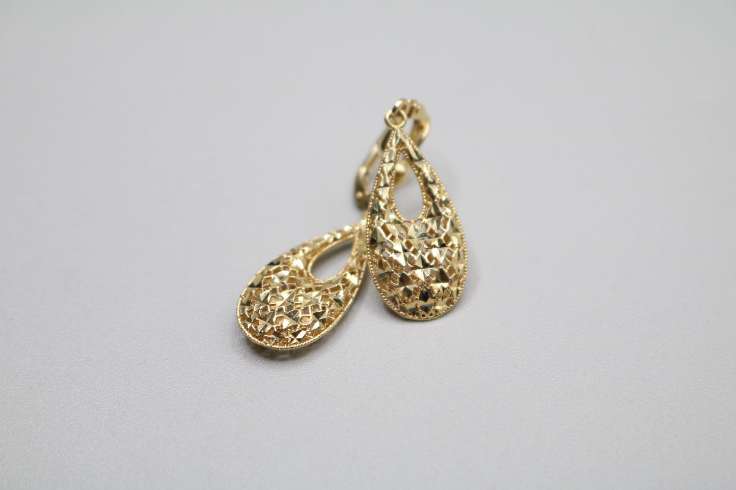 14k Yellow Gold Fancy Teardrop Earring