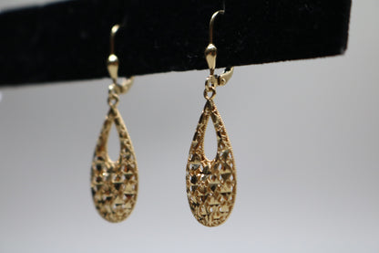 14k Yellow Gold Fancy Teardrop Earring