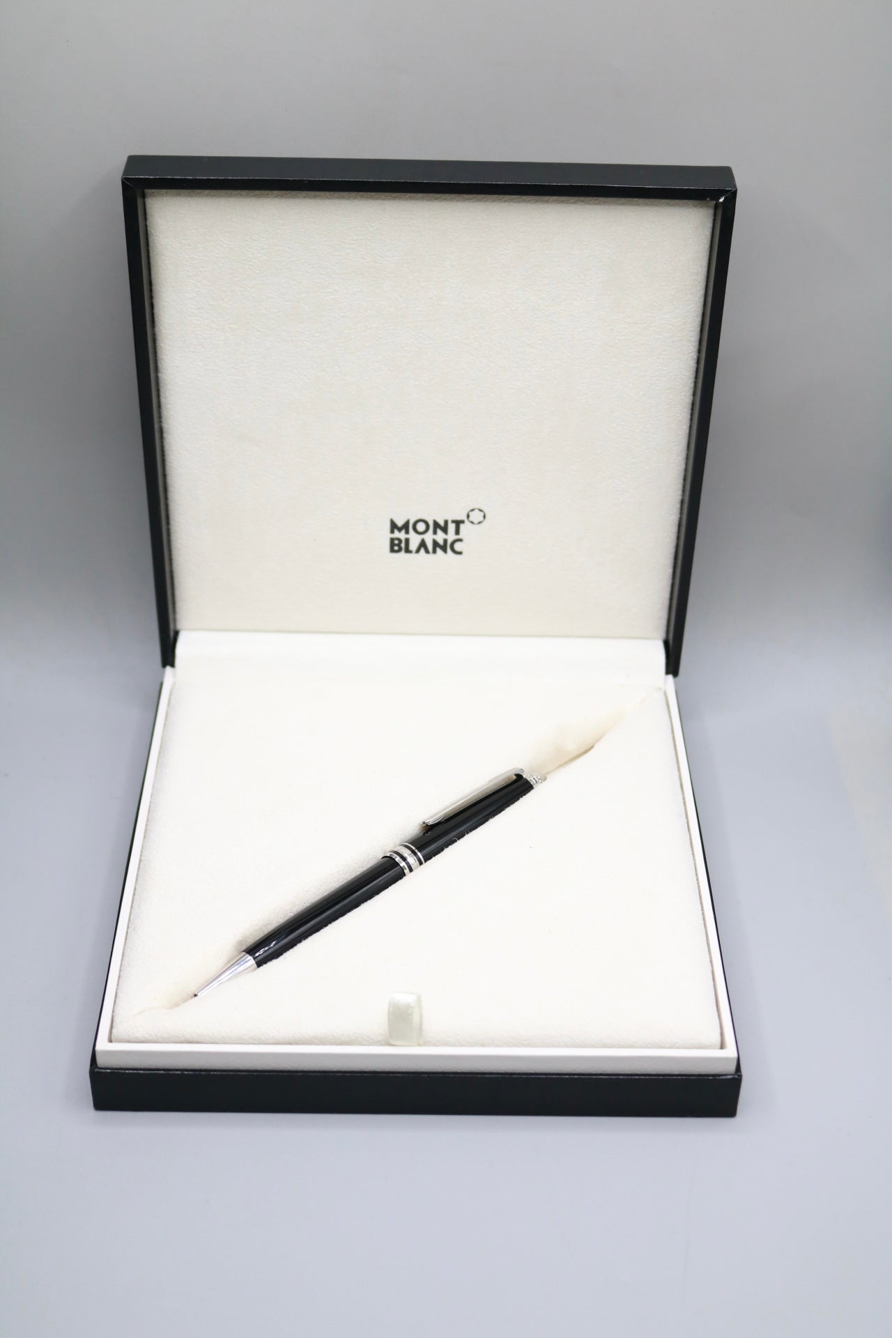 Montblanc Meisterstuck Diamond Ballpoint Box & Certificate