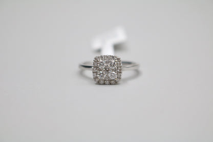 18K White Gold Diamond Square Ring (0.35 CTW) (Size 6 1/2)