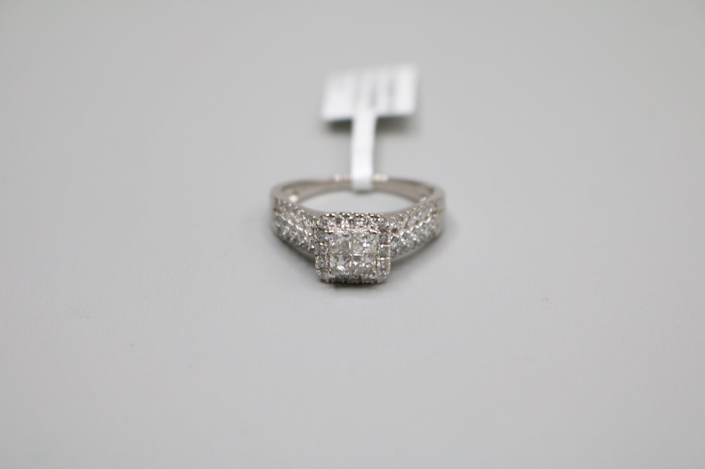 14K White Gold Cluster Diamond Square Ring (1.00 CTW) (Size 8 3/4)