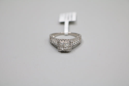 14K White Gold Cluster Diamond Square Ring (1.00 CTW) (Size 8 3/4)