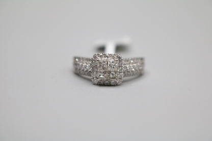 14K White Gold Cluster Diamond Square Ring (1.00 CTW) (Size 8 3/4)