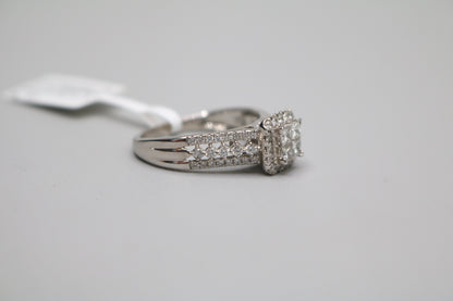 14K White Gold Cluster Diamond Square Ring (1.00 CTW) (Size 8 3/4)