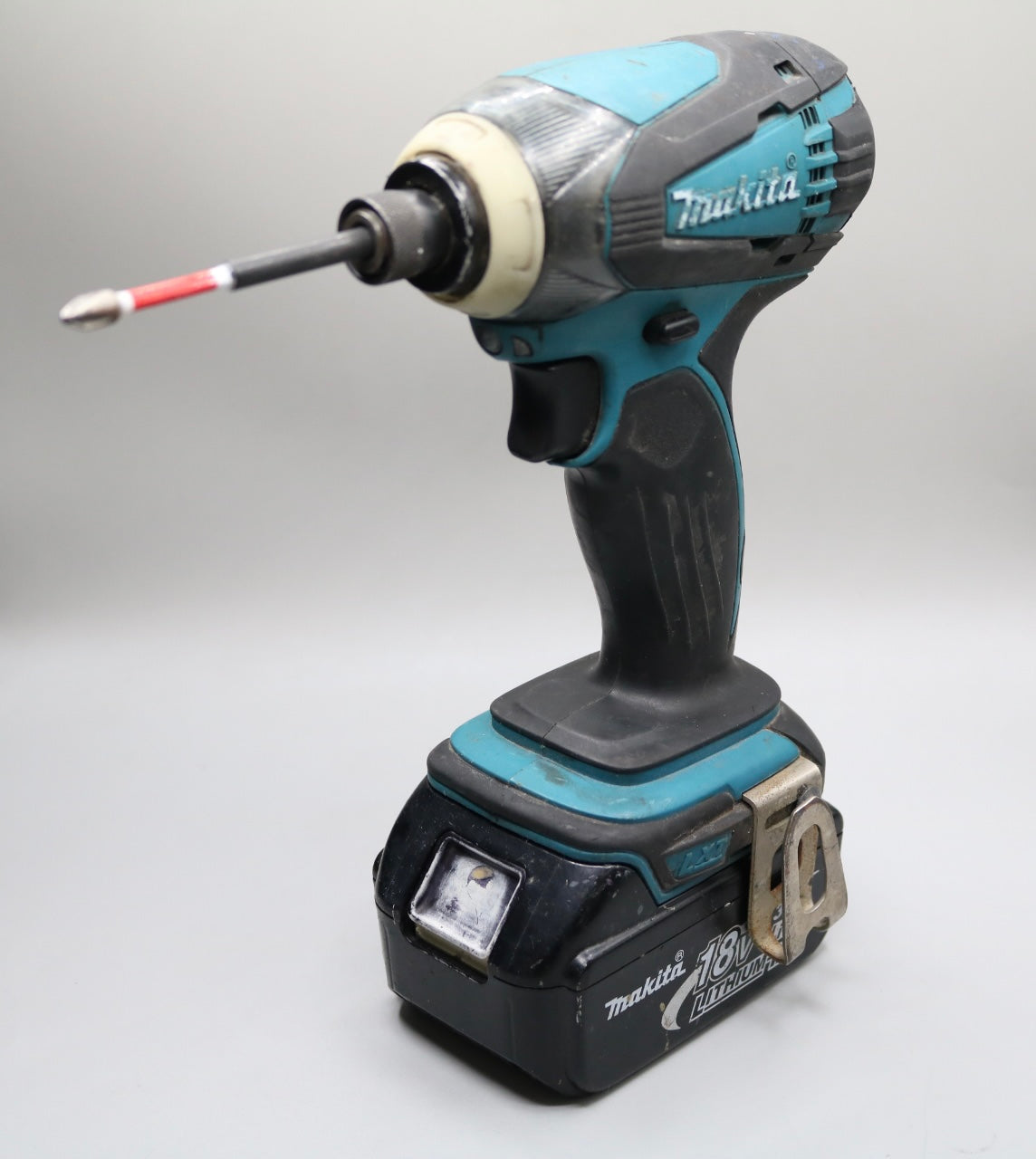 Second-hand | Makita Impact Driver w/ Battery (No Shippping)