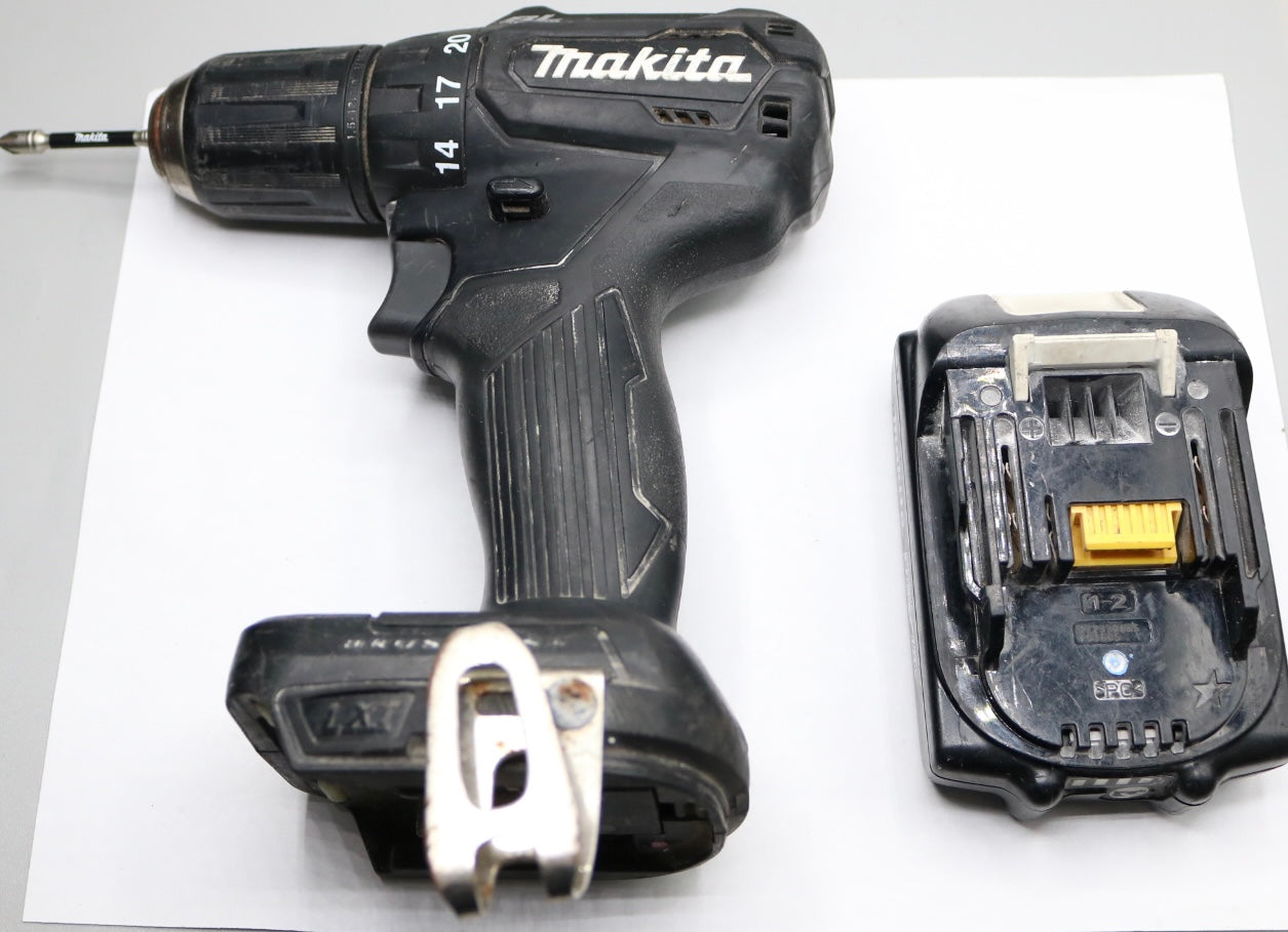 Second-hand | Makita Driver Drill w/ 18v 2.0 AH Battery - (No Shipping)