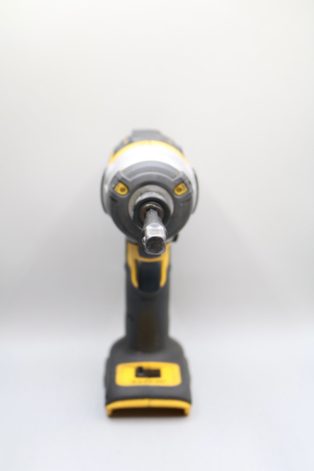 DeWalt DCF887 Cordless Impact Driver