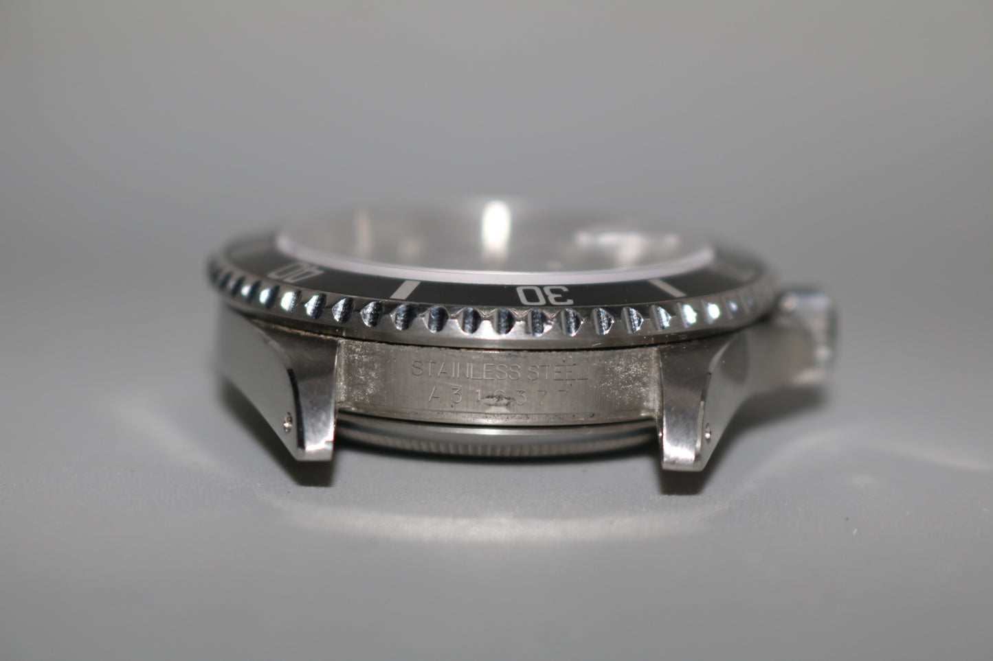 1999 Rolex Oyster Perpetual Date Submariner 16610 40mm Men's Watch (Local Pick-Up Only)