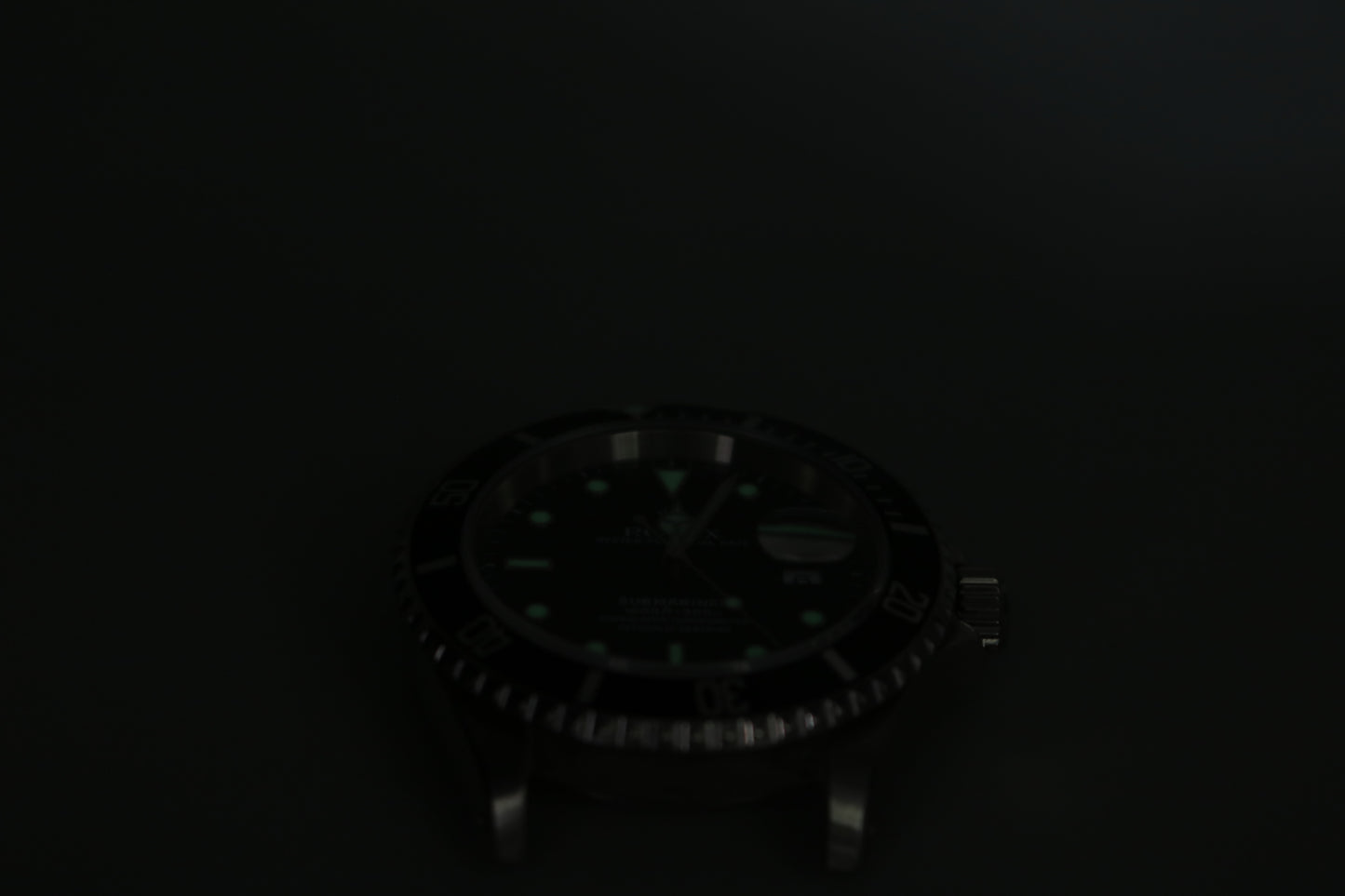 1999 Rolex Oyster Perpetual Date Submariner 16610 40mm Men's Watch (Local Pick-Up Only)