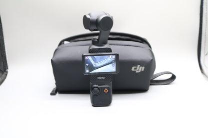 DJI Osmo Pocket 3 Creator Combo
