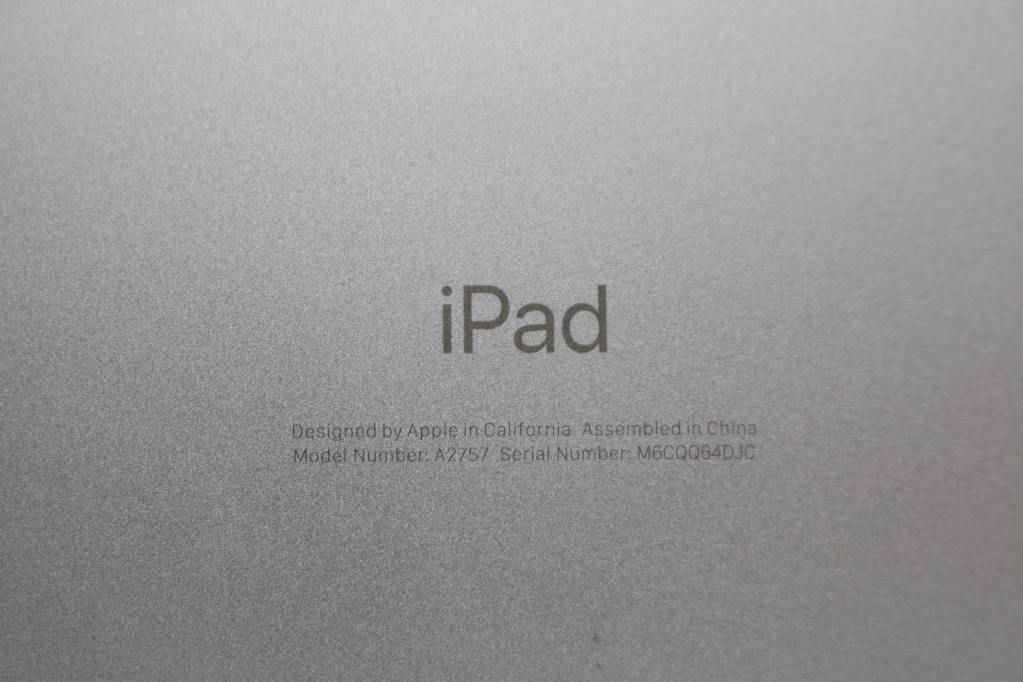 Apple iPad A2757 with Apple Pen A3085