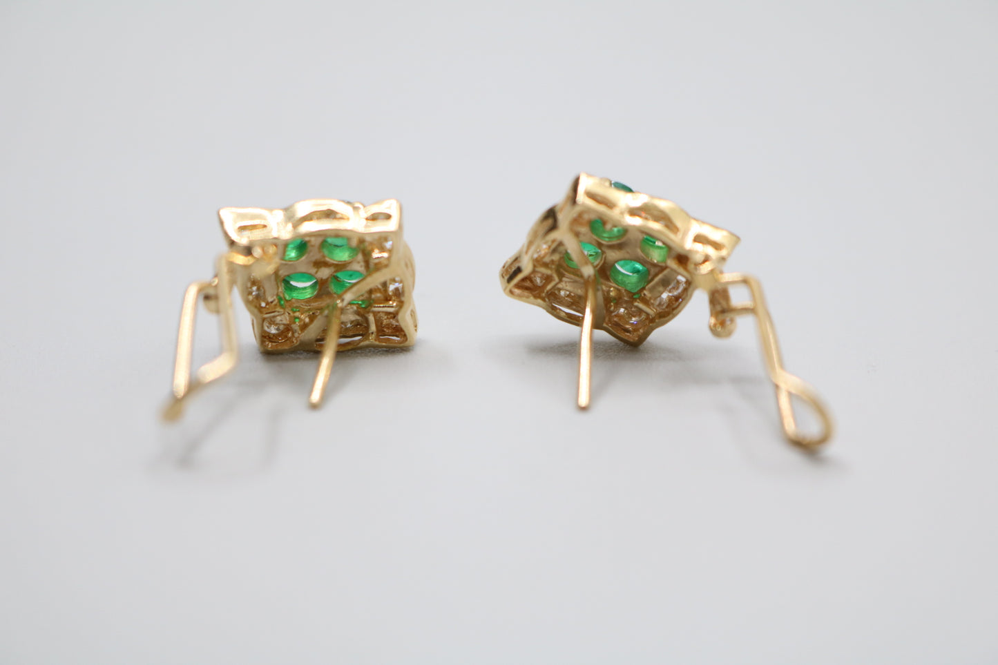 18K Yellow Gold Natural Emerald & Diamond Clipons Pair Earrings
