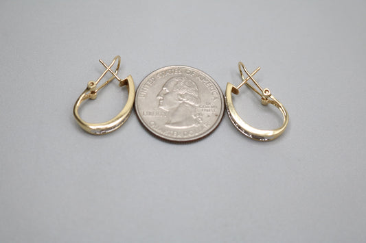 14K Yellow Gold Small Elongated Diamond Hoop Earrings