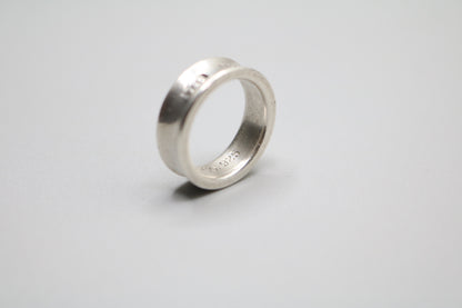 Pre-Owned | Tiffany & Co. Vintage Classic 1837 Concave Sterling Silver 925 Size US 5 1/2
