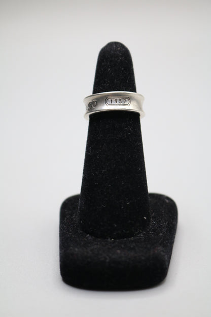 Pre-Owned | Tiffany & Co. Vintage Classic 1837 Concave Sterling Silver 925 Size US 5 1/2