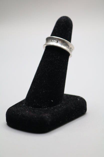 Pre-Owned | Tiffany & Co. Vintage Classic 1837 Concave Sterling Silver 925 Size US 5 1/2