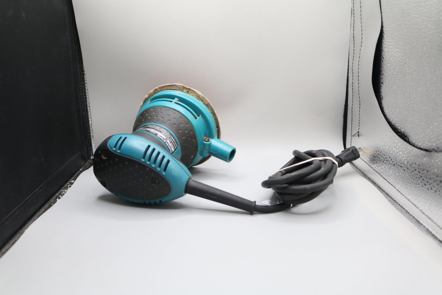 Makita BO5030 Random Orbit Sander