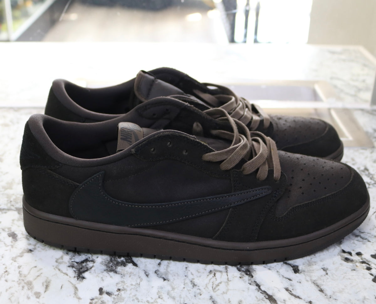Air Jordan 1 x Travis Scott Velvet Brown and Dark Mocha Size 13