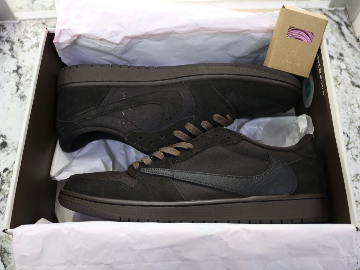 Air Jordan 1 x Travis Scott Velvet Brown and Dark Mocha Size 13