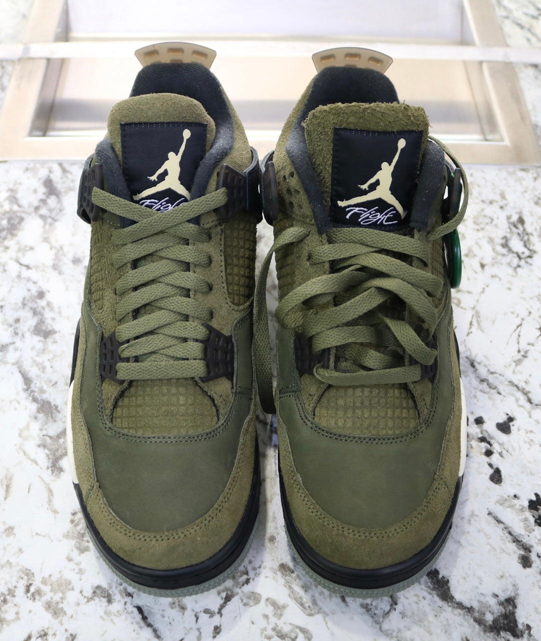 Air Jordan 4 SE Retro Low Craft Olive Size 8.5