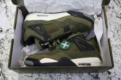 Air Jordan 4 SE Retro Low Craft Olive Size 8.5