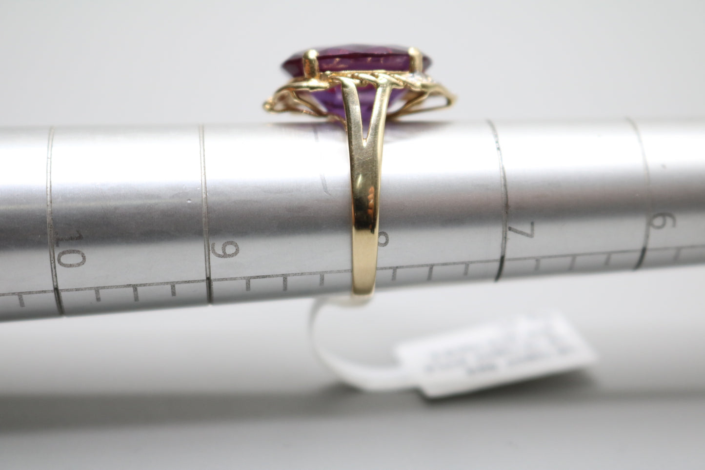 14K Yellow Gold 7-carat Amethyst and Diamond Ring (Size 8)