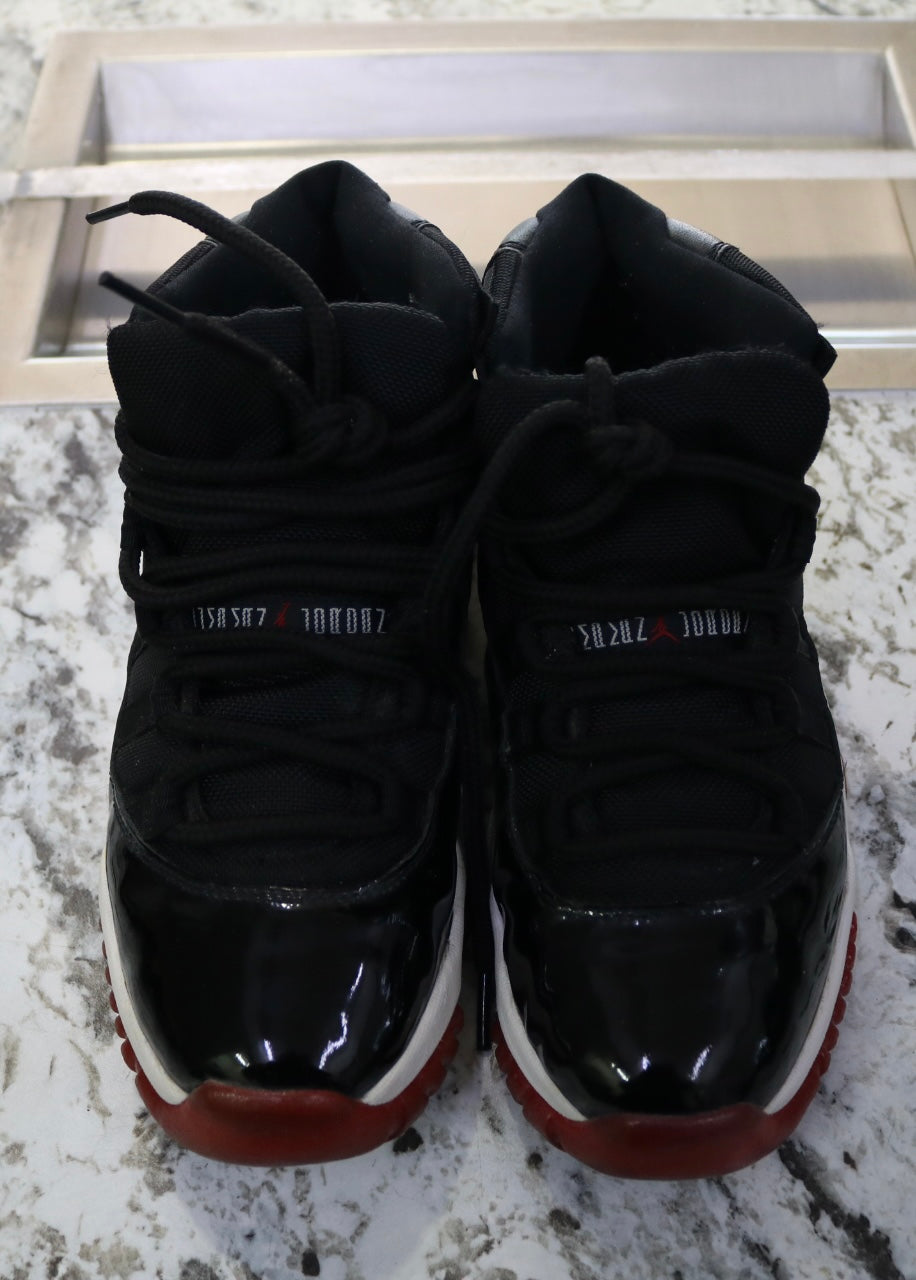 Air Jordan 11 Retro Bred 2001 Release (Size 7 Men)
