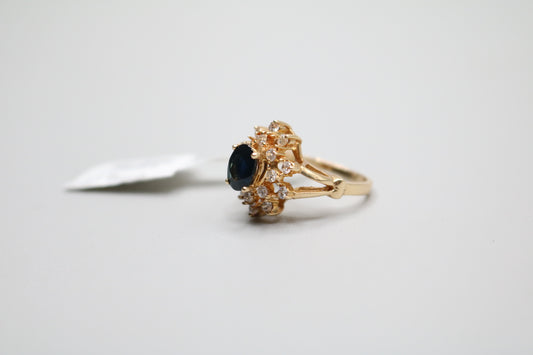 14K Yellow Gold Diamond and Topaz Cluster Ring (Size 5 3/4)