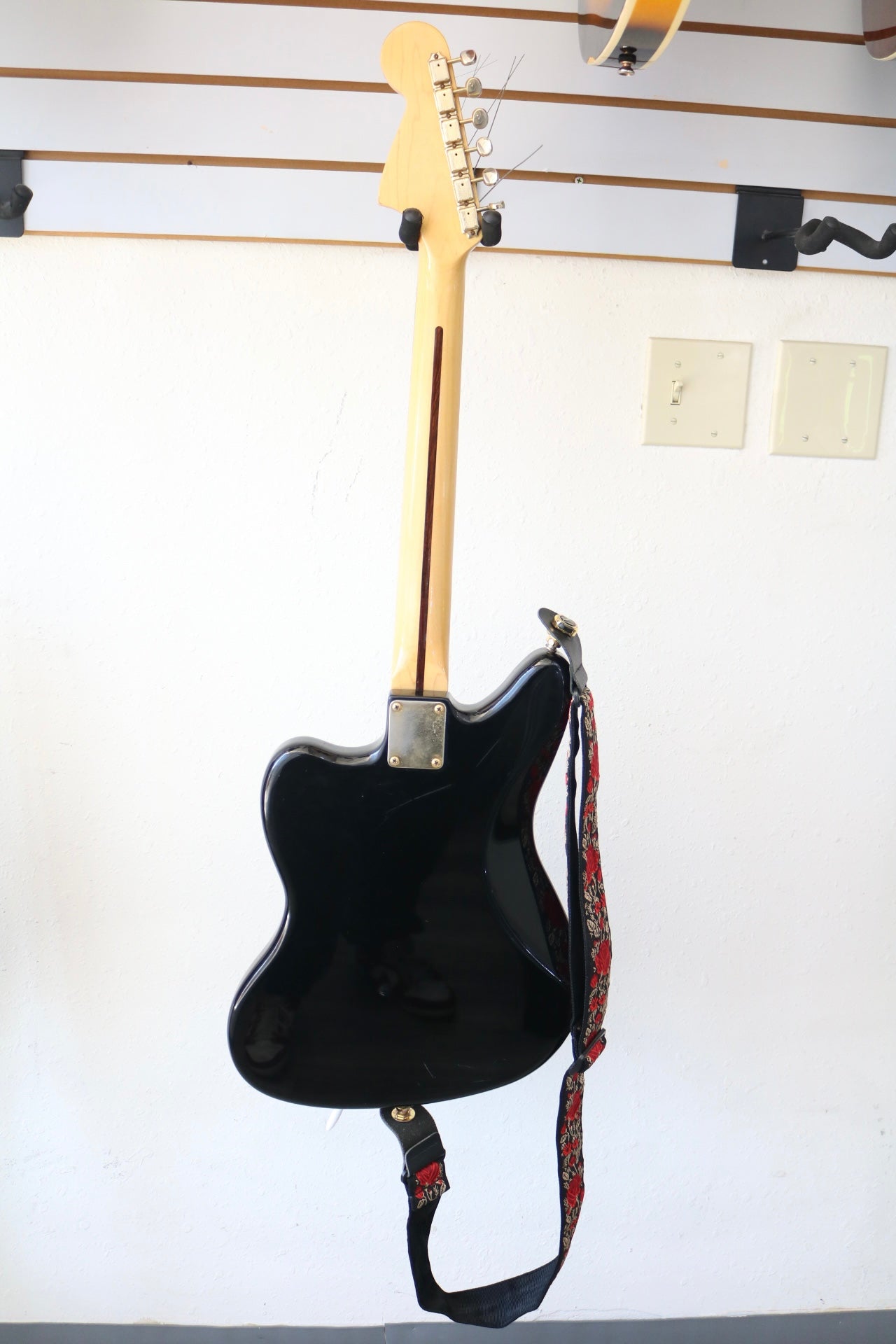 Fender Jaguar 6-String Electric Guitar (No Shipping)
