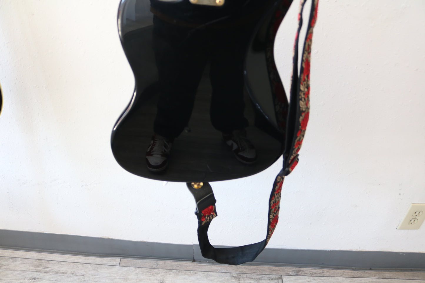 Fender Jaguar 6-String Electric Guitar (No Shipping)