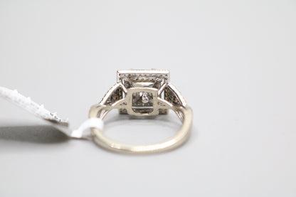 14K White Gold Classic Asscher Cut Emerald Square Ring W/ Surrounding Diamonds (Size 4 3/4)