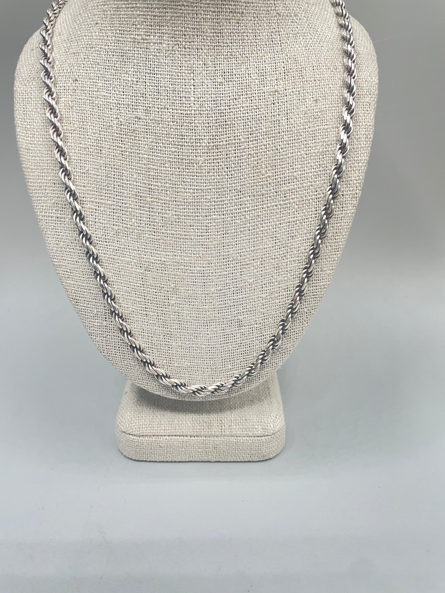 Silver Rope Chain (24 Inches)