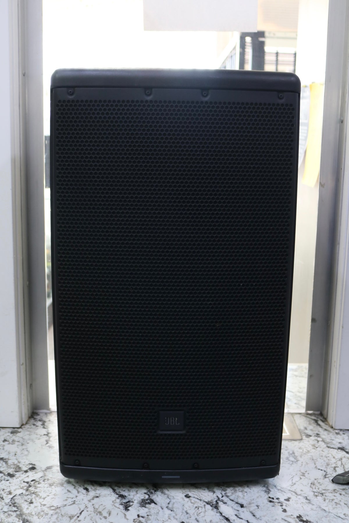 JBL EON612 12-inch Professional Self-Powered 2-Way 1000W PA Speaker