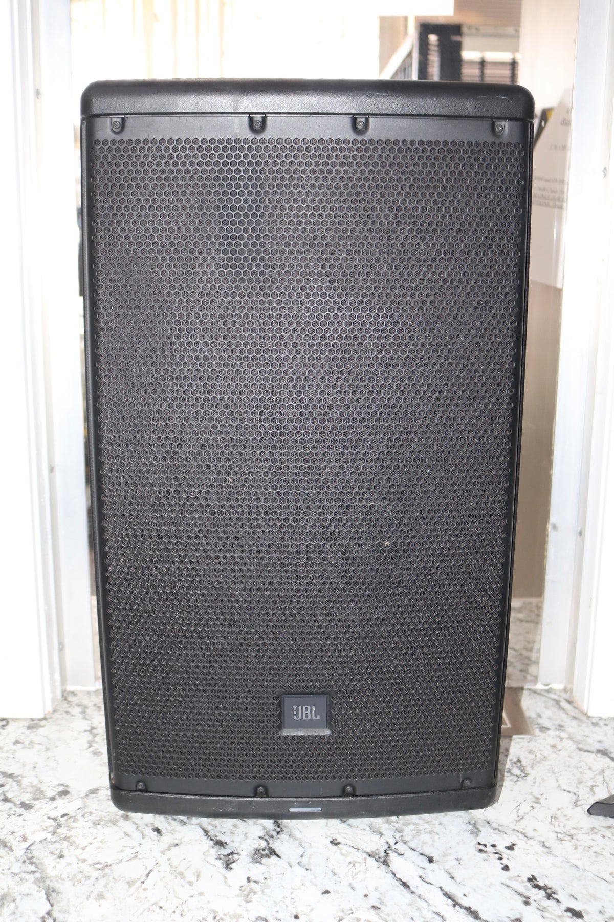 JBL EON612 12-inch Professional Self-Powered 2-Way 1000W PA Speaker