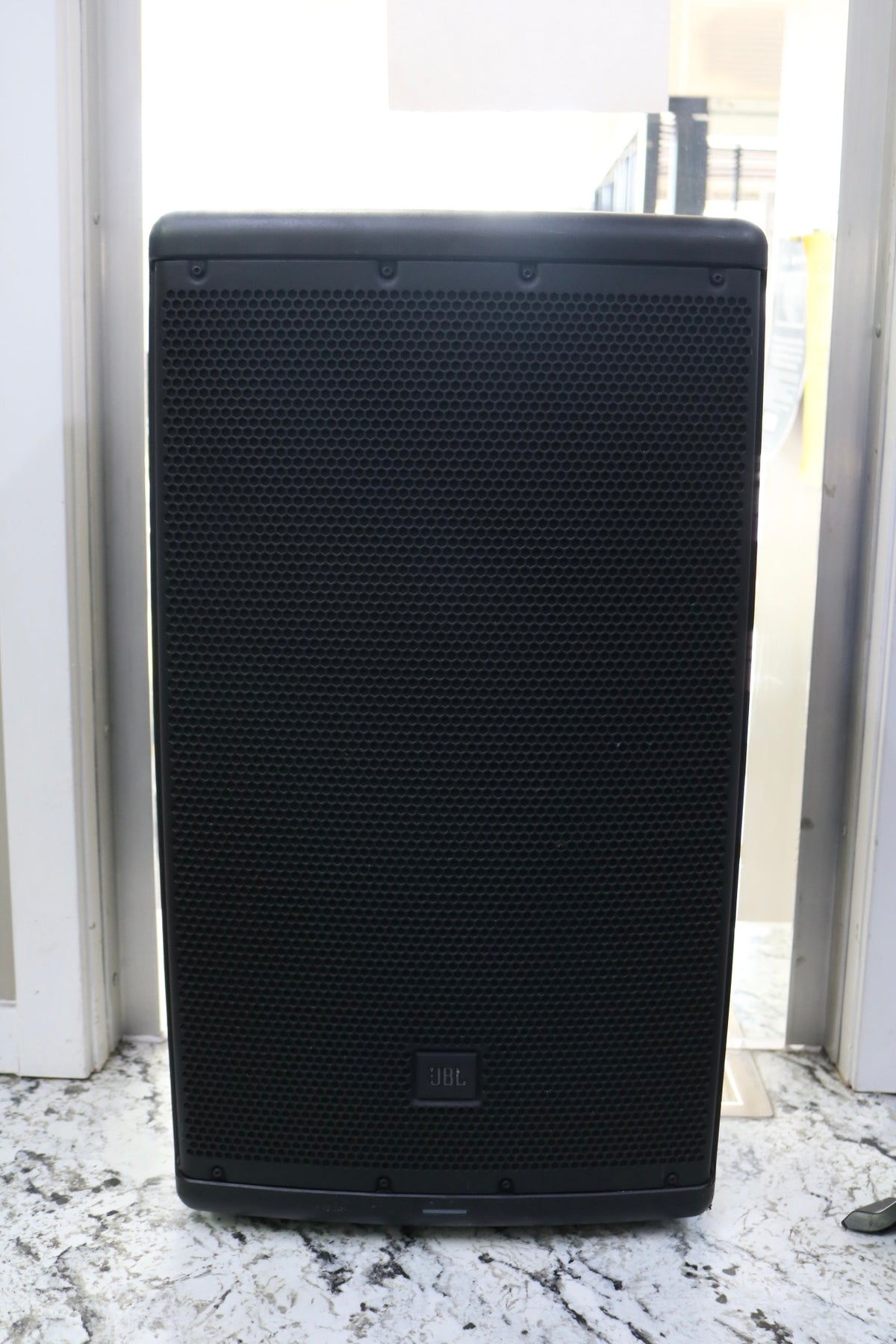 JBL EON612 12-inch Professional Self-Powered 2-Way 1000W PA Speaker