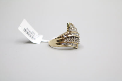 10K Yellow Gold Cluster Bypass Ring (Size 9 1/2)