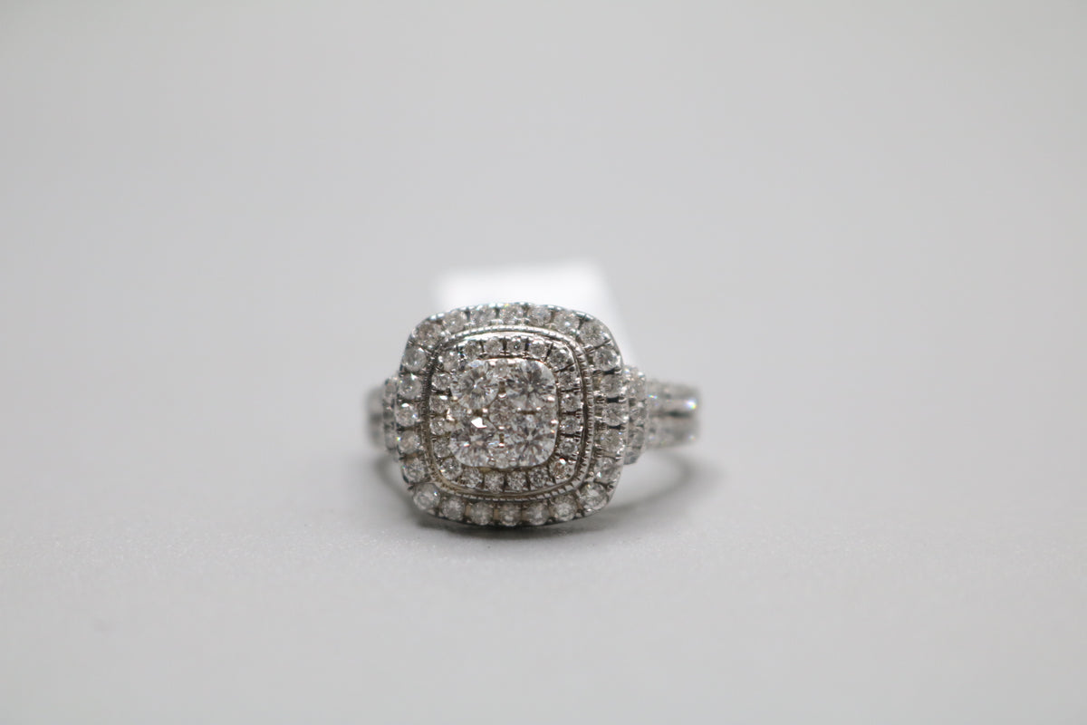 10k White Gold Diamond Cluster Ring (9 & 1/4's)