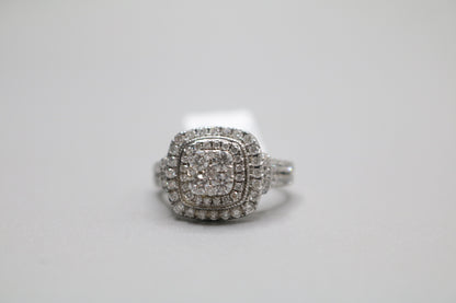 10k White Gold Diamond Cluster Ring (9 & 1/4's)