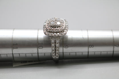 10k White Gold Diamond Cluster Ring (9 & 1/4's)