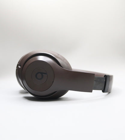 Beats A2924 Studio Pro Wireless Headphones