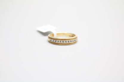 14K Yellow Gold Band Channel Setting Diamond Ring (Size 9 1/4)