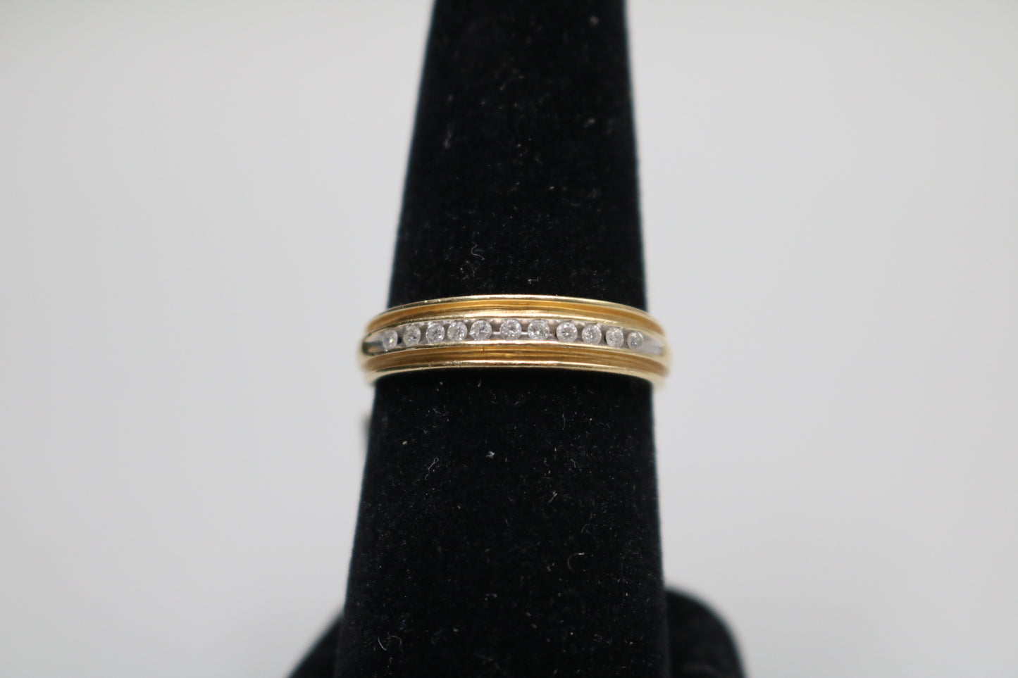 14K Yellow Gold Band Channel Setting Diamond Ring (Size 9 1/4)