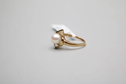 14K Yellow Gold Fancy Vintage Pearl Diamond Ring (Size 7 3/4)