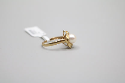 14K Yellow Gold Fancy Vintage Pearl Diamond Ring (Size 7 3/4)