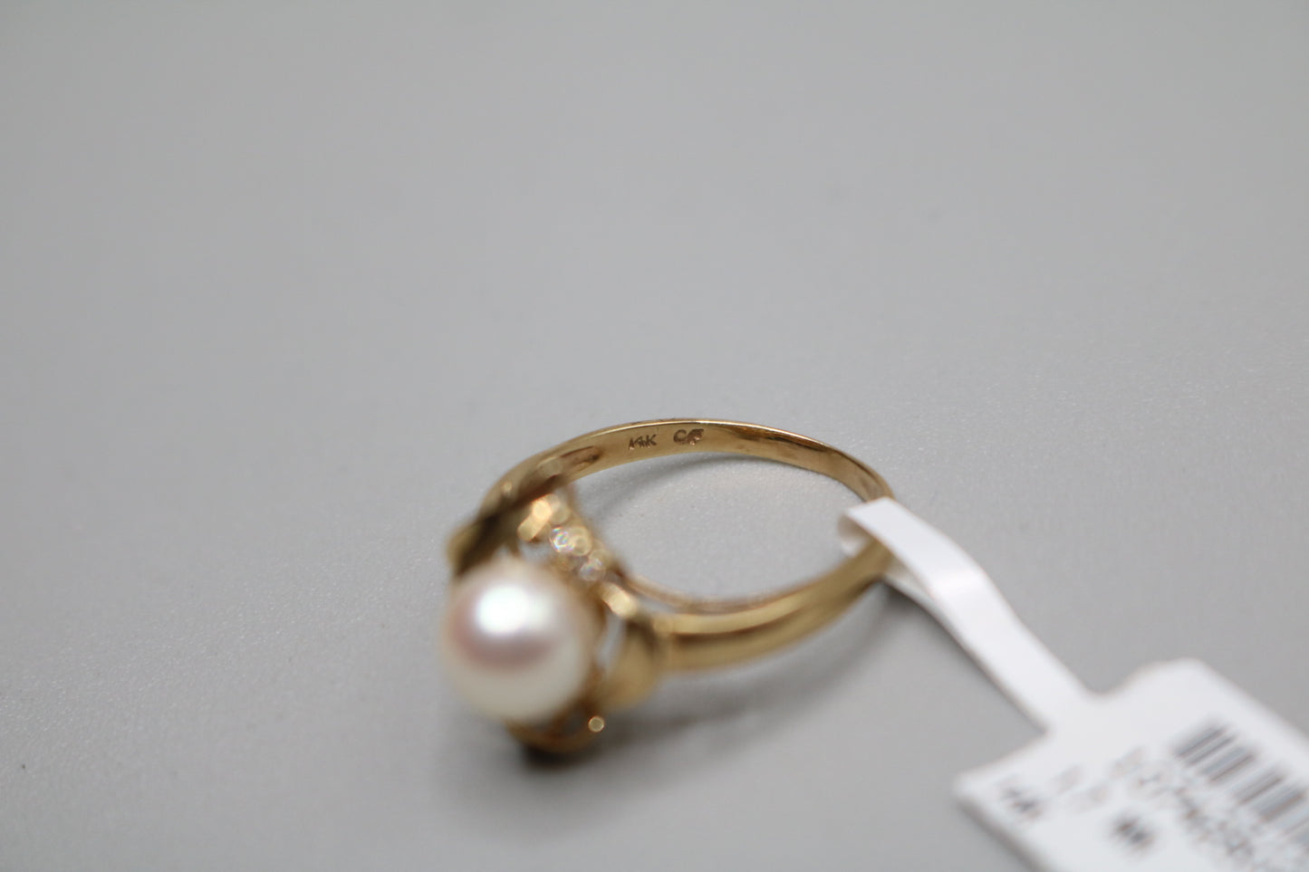 14K Yellow Gold Fancy Vintage Pearl Diamond Ring (Size 7 3/4)